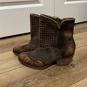 Corral Brown Leather Womens Ankle Boots Cut Out size 8